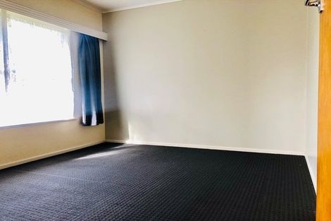 Photo of property in 3/13 Otakau Road, Milford, Auckland, 0620