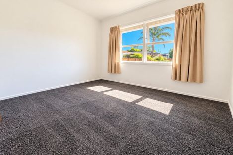 Photo of property in 61 Udys Road, Pakuranga, Auckland, 2010