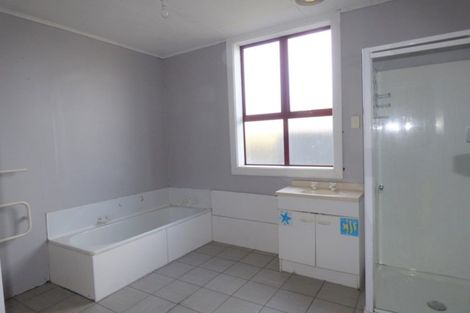 Photo of property in 28 Tamar Street, South Hill, Oamaru, 9400