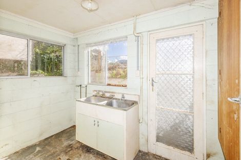 Photo of property in 15 Hamblyn Crescent, Nawton, Hamilton, 3200