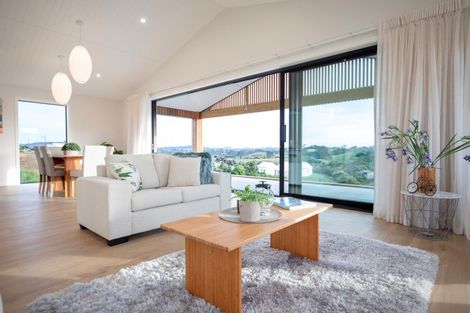 Photo of property in 11 Kapokapowai Street, Raglan, 3225