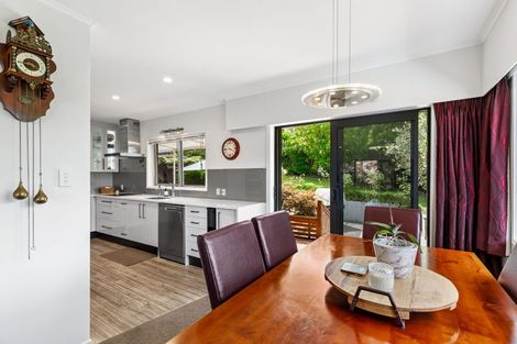 Photo of property in 16 Nui Mana Place, Te Atatu South, Auckland, 0610