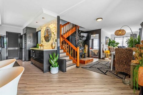 Photo of property in 10 Hastings Street, Te Puke, 3119