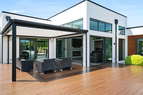 Photo of property in 128 Tosswill Road, Prebbleton, 7604