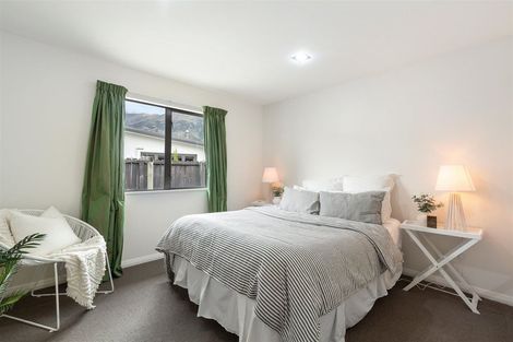 Photo of property in 4 Ada Place, Lake Hayes, Queenstown, 9304