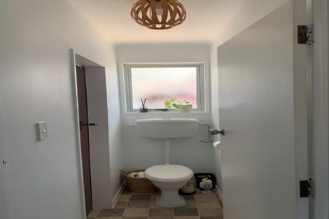 Photo of property in 53 John F Kennedy Drive, Milson, Palmerston North, 4414