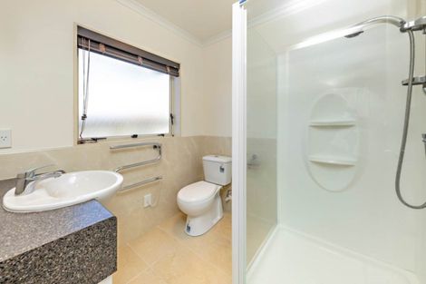 Photo of property in 16 Mordane Place, Flat Bush, Auckland, 2016