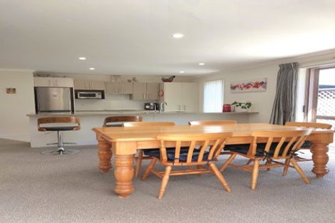 Photo of property in 4 Parkdale Close, Snells Beach, 0920