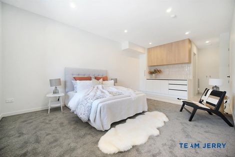 Photo of property in 1 Heketara Way, Massey, Auckland, 0614
