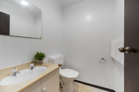 Photo of property in 1a Malloy Place, Eastern Beach, Auckland, 2012