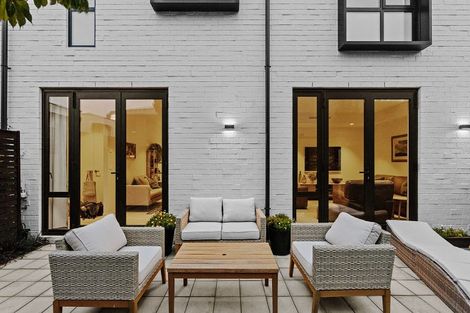 Photo of property in 10/243 Cambridge Terrace, Christchurch Central, Christchurch, 8013
