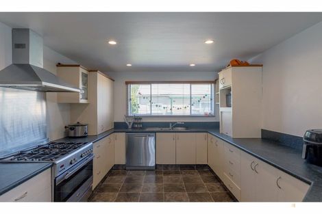 Photo of property in 9 Seddon Street, Highfield, Timaru, 7910