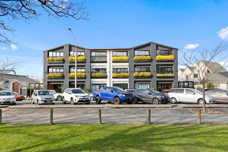 Photo of property in 2/98 Huxley Street, Sydenham, Christchurch, 8023