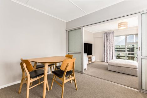 Photo of property in 90 Main Road, Titahi Bay, Porirua, 5022