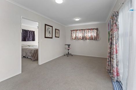 Photo of property in 45b Kirk Street, Otaki, 5512