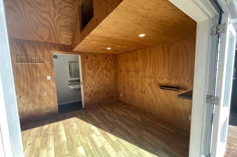 Photo of property in 143 Seatoun Heights Road, Miramar, Wellington, 6022