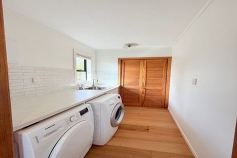 Photo of property in 12 Sherrybrooke Place, Sunnyvale, Auckland, 0612