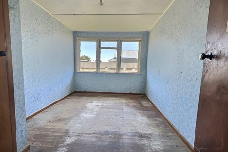 Photo of property in 77 Hillary Crescent, Maraenui, Napier, 4110