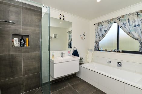 Photo of property in 14 Matariki Terrace, Ngaruawahia, Hamilton, 3288