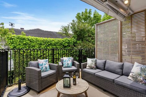 Photo of property in 2/6 Pine Terrace, Howick, Auckland, 2014