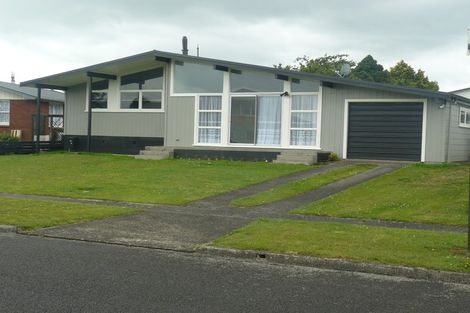 Photo of property in 45 Aotea Crescent, Tokoroa, 3420