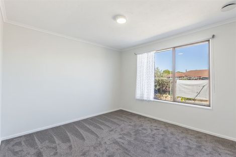 Photo of property in 2/128 Reynolds Avenue, Bishopdale, Christchurch, 8053