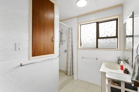 Photo of property in 10a Annandale Street, Lynmouth, New Plymouth, 4310