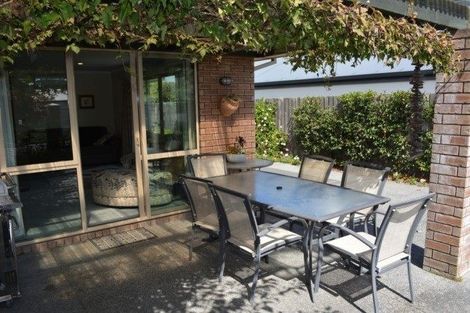 Photo of property in 3 Matua Place, Parklands, Christchurch, 8083