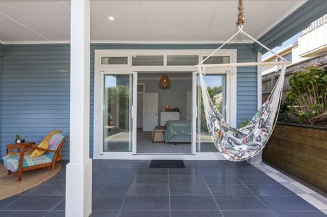 Photo of property in 30 Newry Road, Raumati Beach, Paraparaumu, 5032