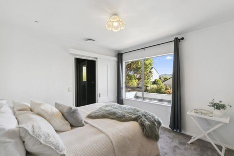 Photo of property in 7 Guadeloupe Crescent, Grenada Village, Wellington, 6037