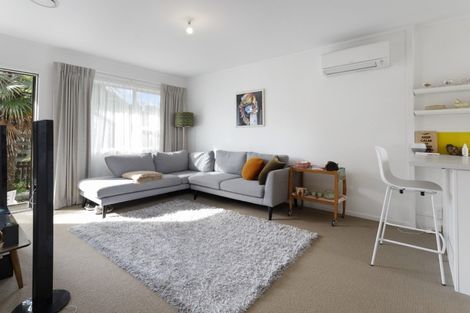 Photo of property in 1/7a Mountain Road, Mount Wellington, Auckland, 1072