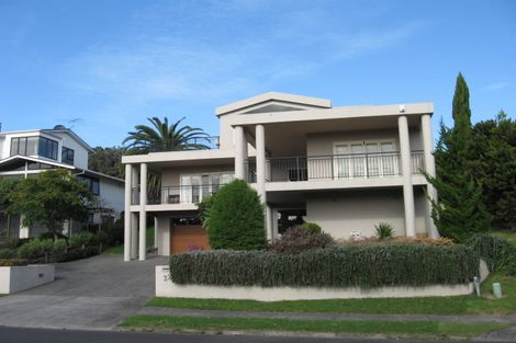 Photo of property in 22 Copperfield Terrace, Mellons Bay, Auckland, 2014