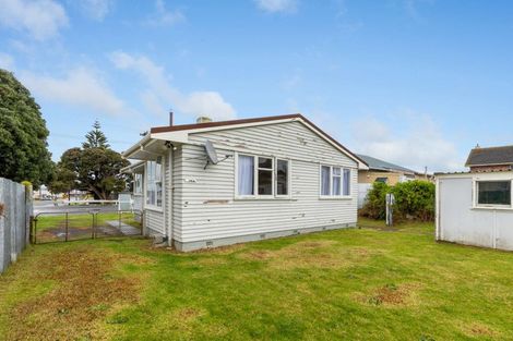 Photo of property in 172 Puriri Street, Castlecliff, Whanganui, 4501