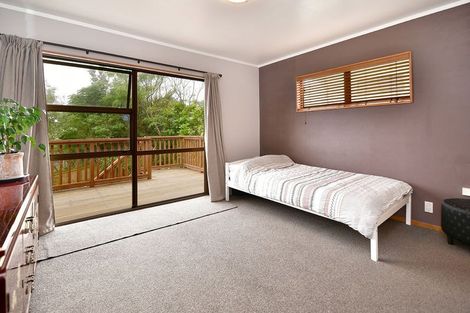 Photo of property in 3 Higham Ferrers Place, Red Beach, 0932