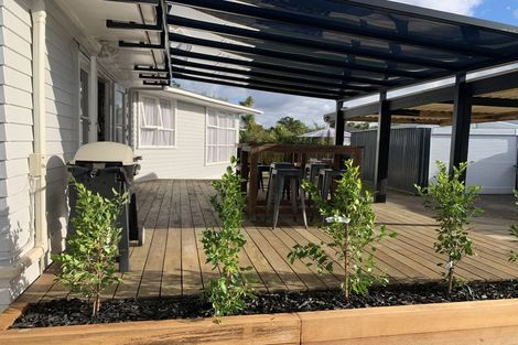 Photo of property in 1/20 Gossamer Drive, Pakuranga Heights, Auckland, 2010