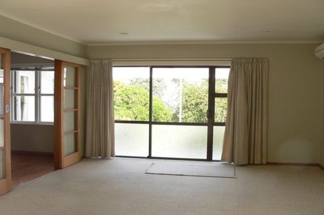 Photo of property in 57 Redwood Avenue, Tawa, Wellington, 5028