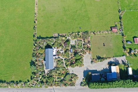 Photo of property in 1/102 Beach Road, Awamoa, Oamaru, 9495