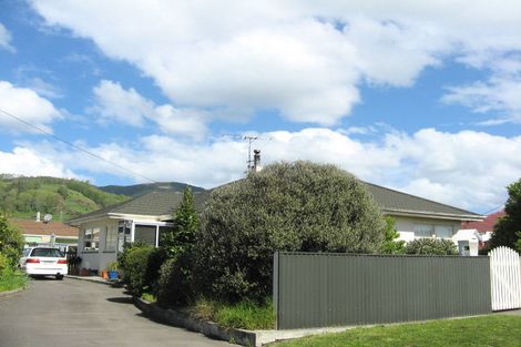 Photo of property in 21 Willow Avenue, Stoke, Nelson, 7011