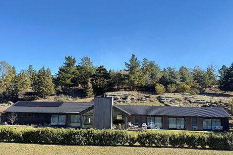 Photo of property in 98 Aronui Road, Bridge Hill, Alexandra, 9320
