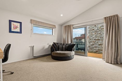 Photo of property in 40 Oceanview Road, Mount Maunganui, 3116