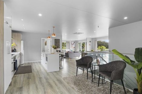 Photo of property in 8 Mandeno Drive, Kerikeri, 0230