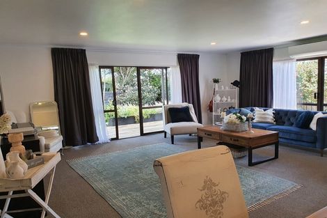 Photo of property in 63 Clevedon Road, Papakura, 2110