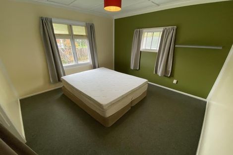 Photo of property in 33 Baring Terrace, Strandon, New Plymouth, 4312