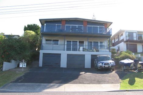 Photo of property in 3 Sealy Road, Torbay, Auckland, 0630