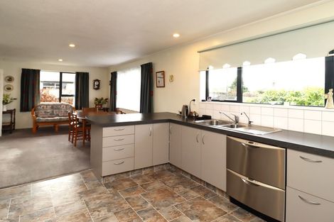 Photo of property in 15 Gordon Street, Weston, Oamaru, 9401