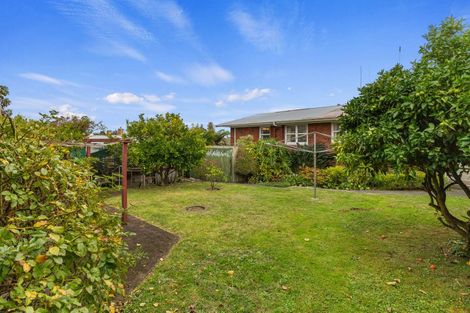 Photo of property in 22 Sutton Crescent, Hillcrest, Hamilton, 3216