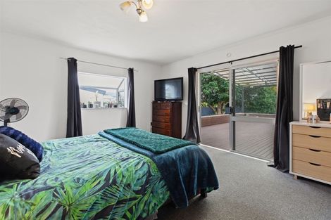 Photo of property in 12 Conifer Place, Te Puke, 3119
