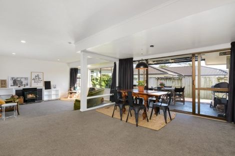 Photo of property in 287 Welcome Bay Road, Welcome Bay, Tauranga, 3112