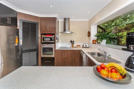 Photo of property in 130 Otitori Bay Road, Titirangi, Auckland, 0604