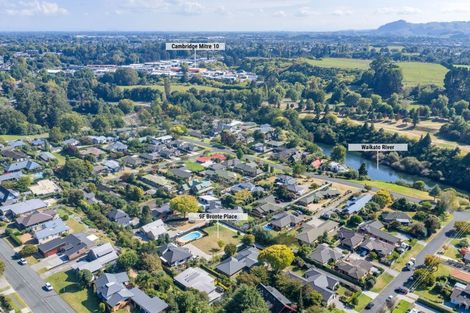 Photo of property in 9f Bronte Place, Leamington, Cambridge, 3432